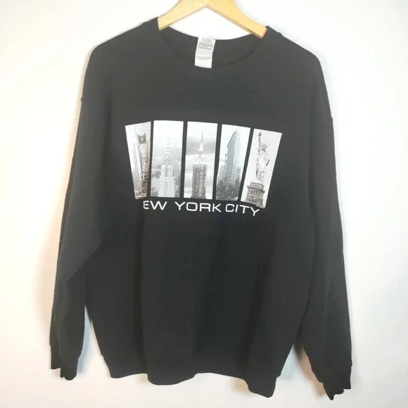 VTG New York City Sweatshirt Black NYC Skyline Statue of Liberty Iconic Artsy L - Picture 2 of 9